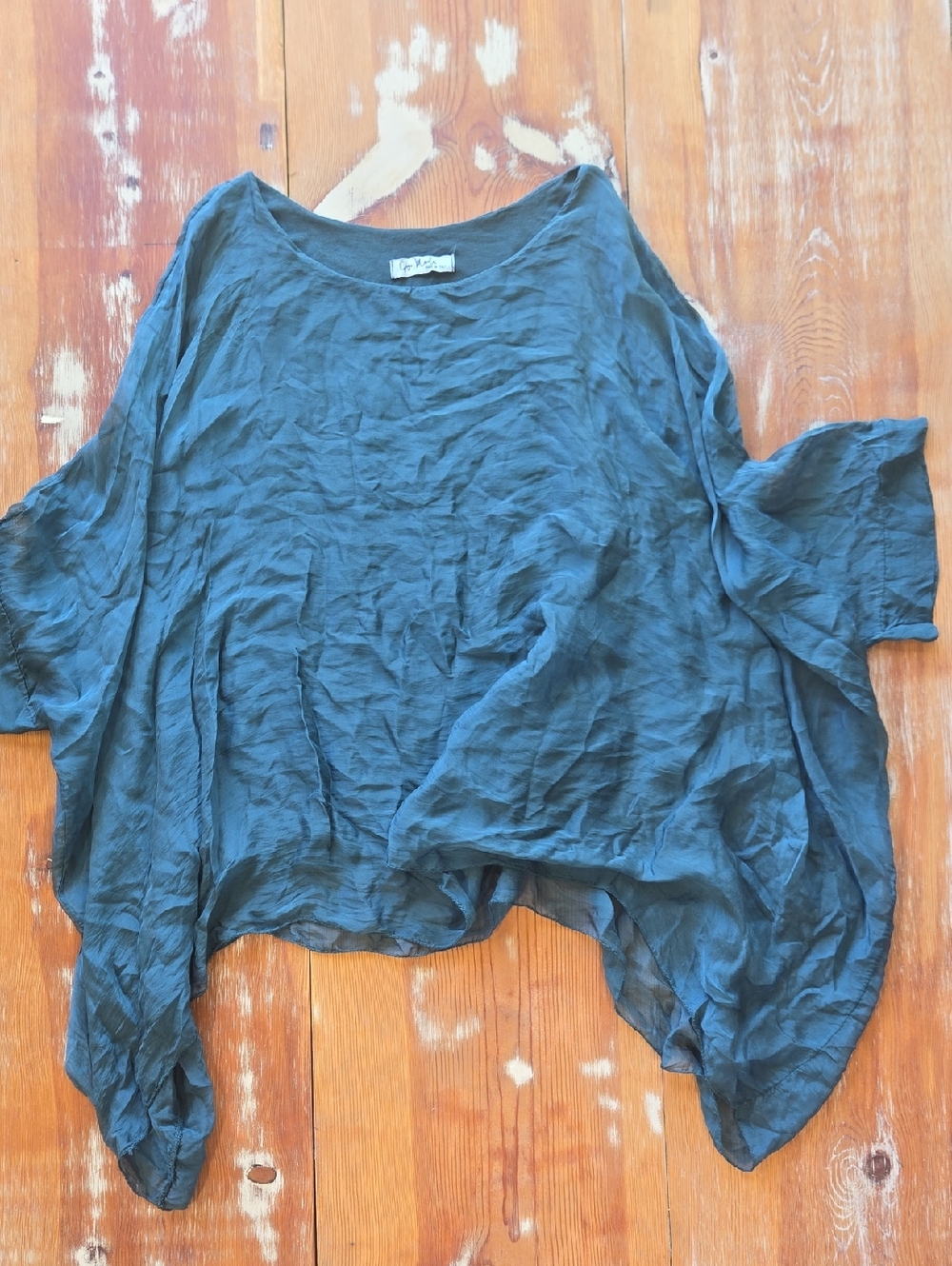 Gigi Moda 100% Silk Blouse